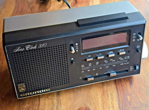 Grundig sono clock - clock, 310